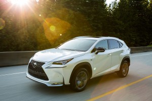 2015_Lexus_NX_200t