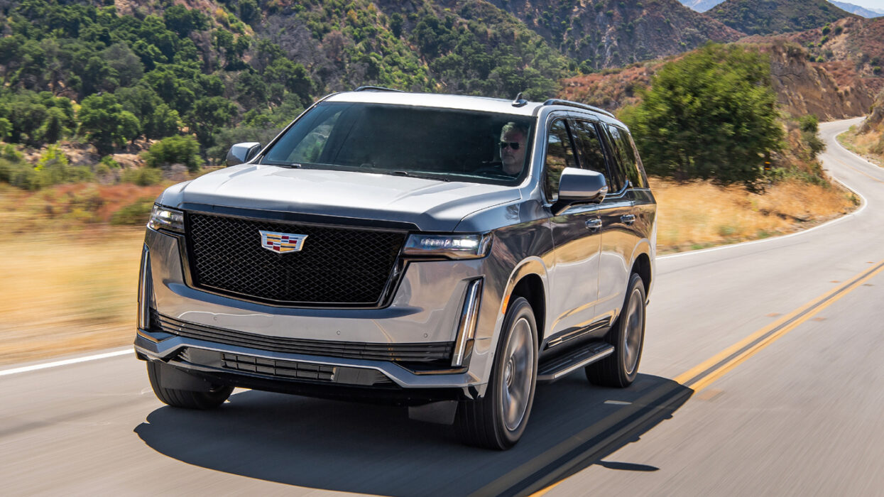 2021 Cadillac Escalade 4WD Platinum Review - Finally gets the luxury it ...