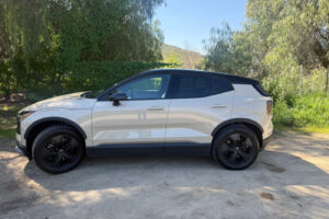 2026 Volvo EX30 Twin Motor Cross Country