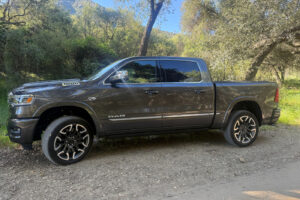 2026 RAM 1500 Limited Crew Cab 4X4