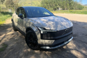 2026 Volvo EX30 Twin Motor Cross Country