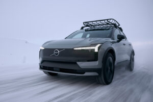 2026 Volvo EX30 Twin Motor Cross Country