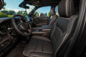 2026 Ram 1500 Limited 5.7-liter HEMI® V-8 eTorque interior
